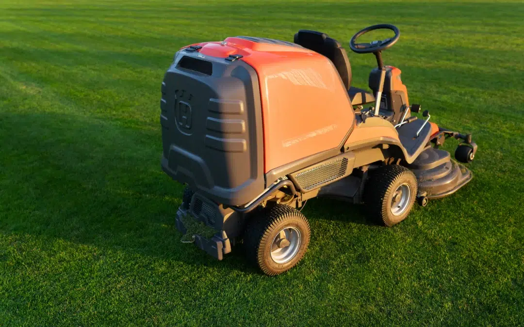 Where to Buy Durable Mowers for Commercial Lawn Maintenance? A Guide for Pros and Property Managers